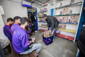 Quick commerce dark store in India illustrating the logistics and unit economics behind ten-minute delivery