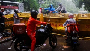 Delhi Police Advises Uber, Ola, Swiggy and Zomato to Regulate Services in Central Delhi